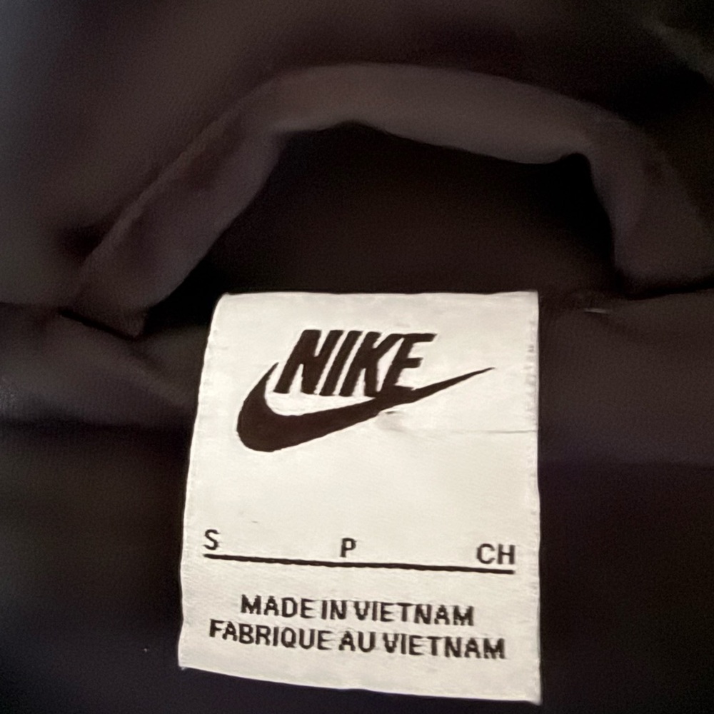Nike Faux Fur Swoosh Jacket - Picture 6 of 7